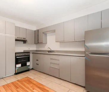 285 Bellechasse | 285 Rue de Bellechasse, Montreal - Photo 1