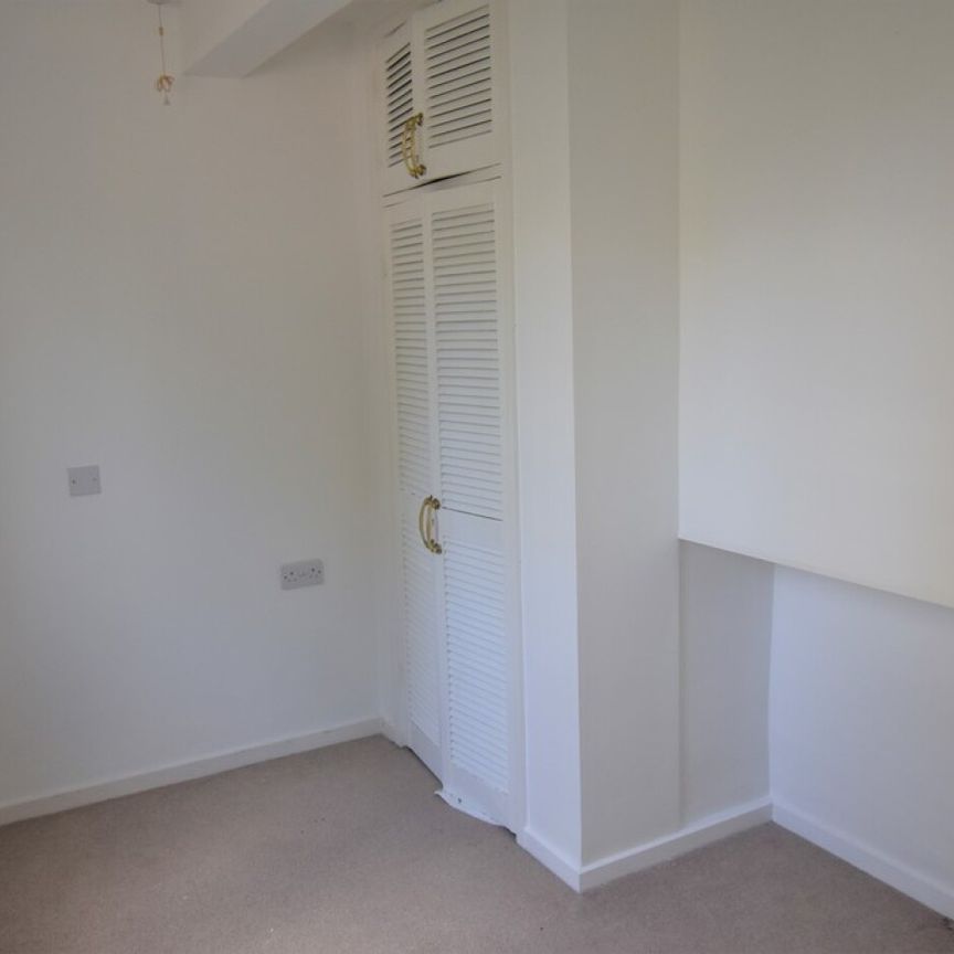 2 bedroom Apartment - GUESSENS COURT, WELWYN GARDEN CITY. - Photo 1