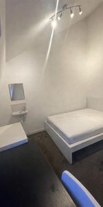 New Park Road, London SW2 - Photo 4