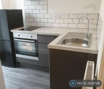 1 bedroom flat to rent - Photo 6