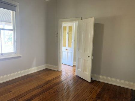 Spacious Family Home in East Tamworth - Photo 2