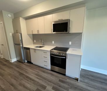 For Lease - 1295 SUMMERVILLE Avenue Unit# 102, Carlington - Central... - Photo 1