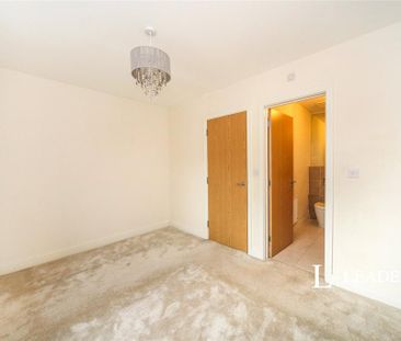 4 bedroom semi-detached house to rent - Photo 1