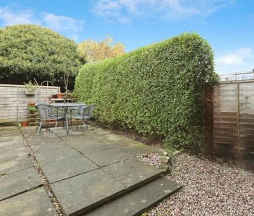 2 bedroom terraced house to rent - Photo 5