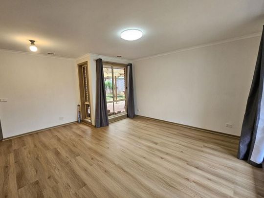 SIMPLY PERFECT… - Photo 1