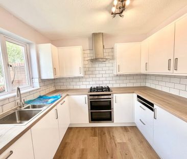 Fivash Close, Taunton, Somerset - Photo 4