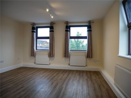 2 bedroom apartment to rent - Photo 3