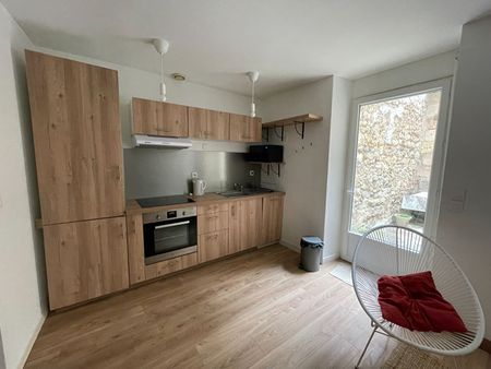 Location Appartement 1 pièce 36m² - Photo 4