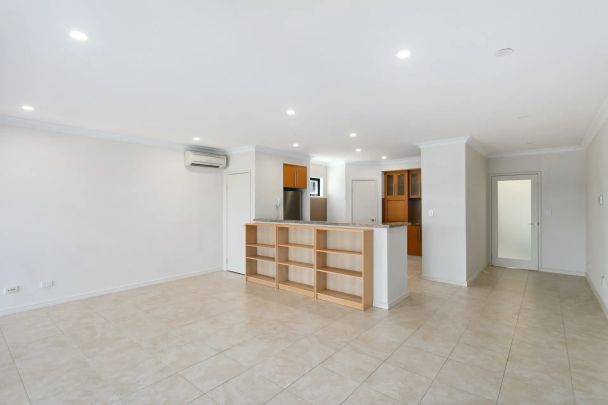 8A Victoria Avenue, Claremont. - Photo 1