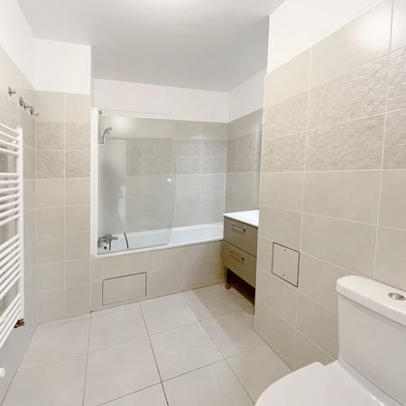 Rental Apartment La Garenne-Colombes - Photo 4