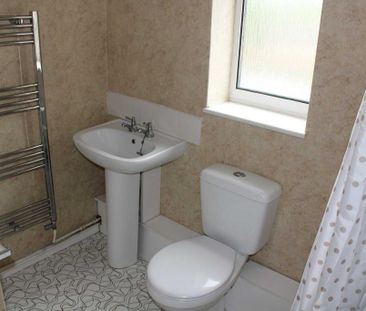3 bedroom townhouse to rent - Photo 3
