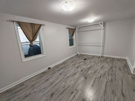 For Lease - 27 Front Street Unit# 101, Orillia, Ontario - Photo 5