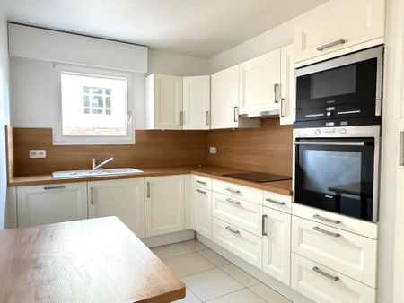 Location Appartement 3 pièces 83m² ANTONY 92160 - Photo 2