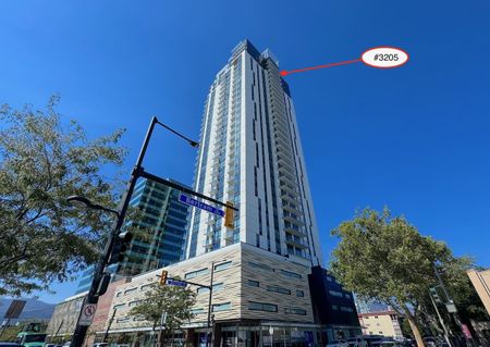 Downtown: 1 bed – SubPenthouse at Bertram - Photo 4