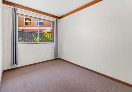 Home For Rent - Photo 4