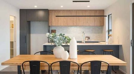 Modern living in Preston's Park - Photo 4