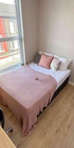 Esher Road, L6 - Photo 3