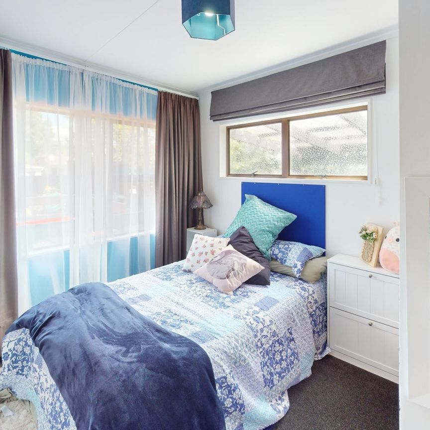 Feilding - 3 bedrooms - Photo 1