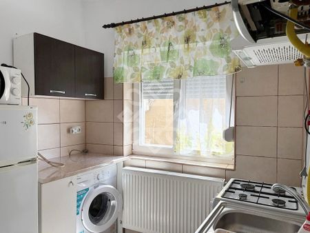 Studio de inchiriat in Piata Unirii din Oradea - Fotografie 5