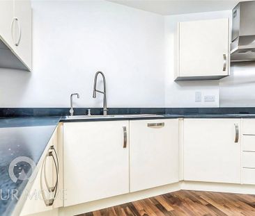 2 bedroom flat to rent - Photo 4