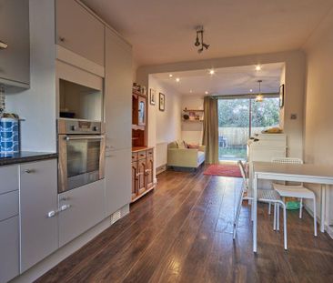 3 bedroom terraced house to rent - Photo 5