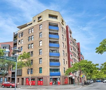 THE CLIFTON - ONE BEDROOM WITH A/C & LARGE BALCONY - Photo 6