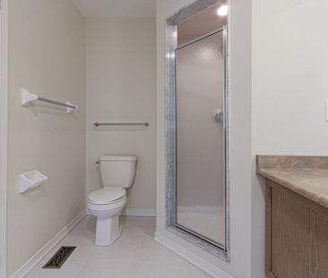 For Lease - 3062 Janice Drive, Oakville, Ontario - Photo 3