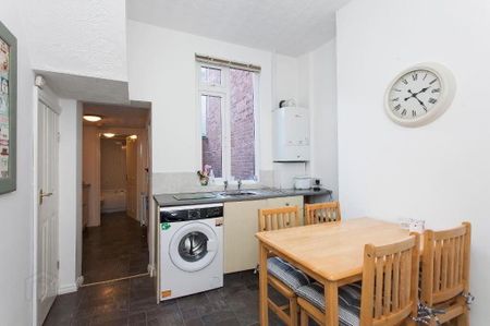 40 Brookland Street, Belfast, BT9 7FZ - Photo 4