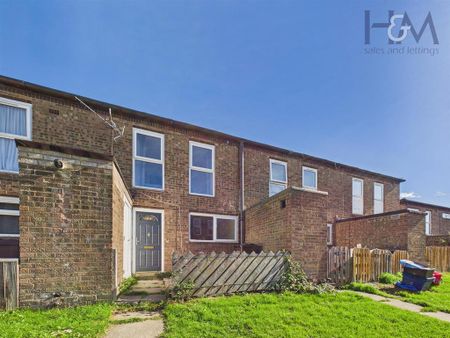 4 bedroom terraced house to rent - Photo 2