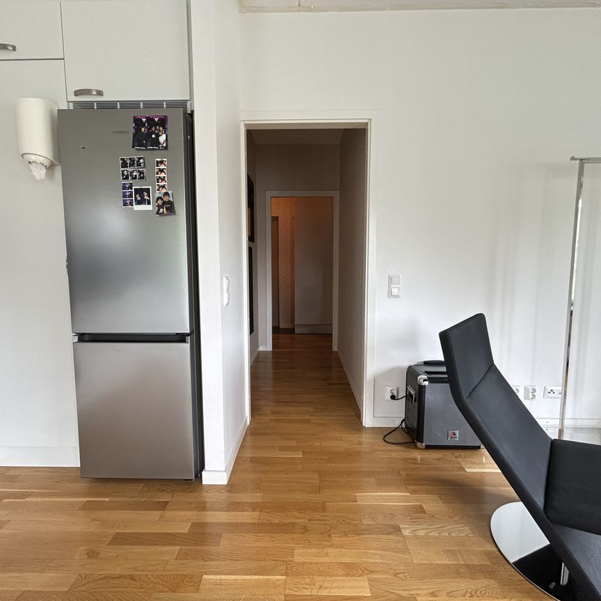 Melongatan, Hässelby - Photo 1