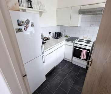 2 Bed Flat, Wood Green, N13 - Photo 5