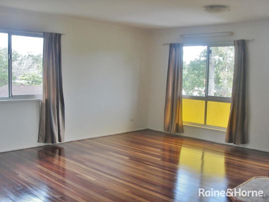 Spacious Family home in a great Location - Photo 1