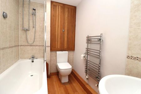 2 bedroom terraced house to rent - Photo 5