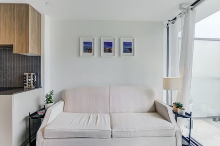 For Lease - 161 Roehampton Avenue Unit# 717, Toronto, Ontario - Photo 3