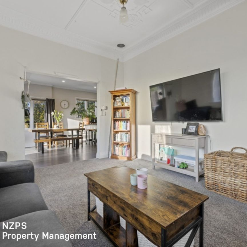 1/2 Muir Street, Green Island - Photo 1