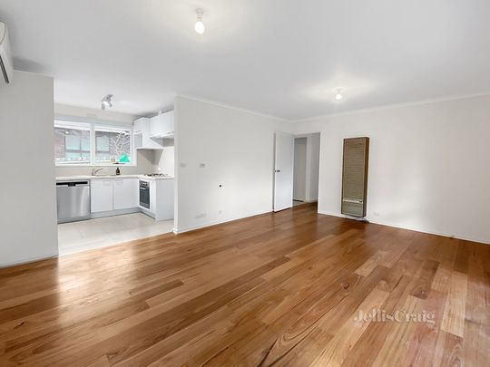 1/3 Sherbourne Road, Briar Hill - Photo 1