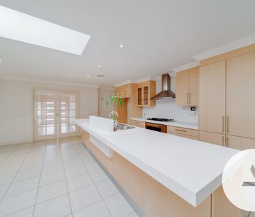 13 Allambee St, Jerrabomberra NSW 2619 - House For Rent | Domain - Photo 6