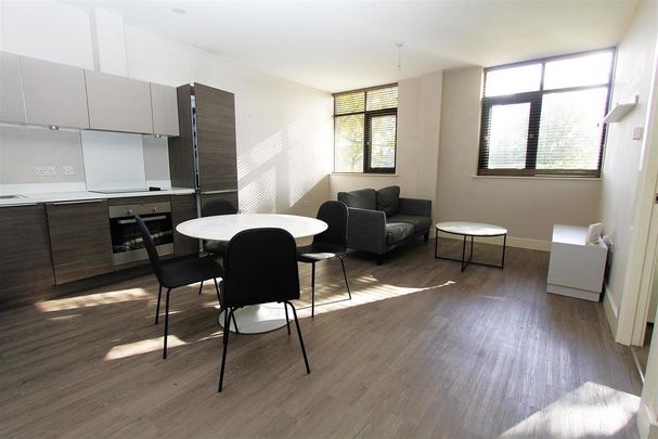 1 bedroom flat to rent - Photo 1