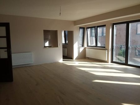 Appartement te huur - Foto 3