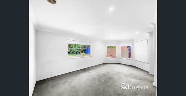 Outstanding Family Home - Photo 1