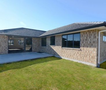 Discover comfortable, modern living in this near-new four-bedroom h... - Photo 3