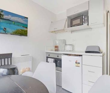 Comfortable and Secure - Photo 5