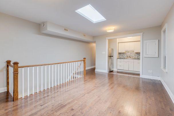 For Lease - 412 Wellesley Street Unit# Upper, Toronto, Ontario - Photo 1