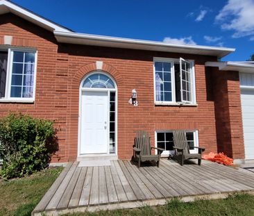 For Lease - 48 Caribou Trail Unit# Basement, Wasaga Beach, Ontario - Photo 3