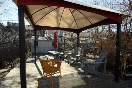 Detached Home For Lease | W9045475 - Photo 2