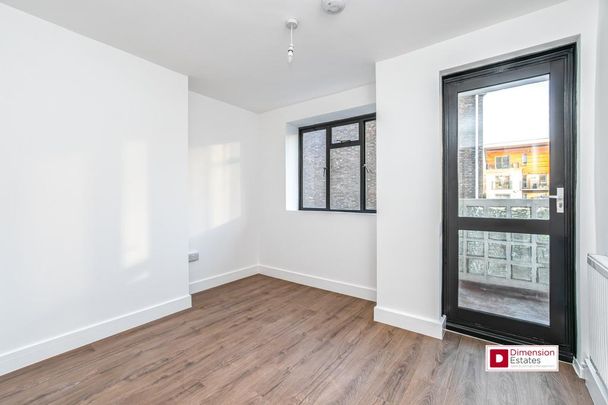 3 bedroom flat to rent - Photo 1