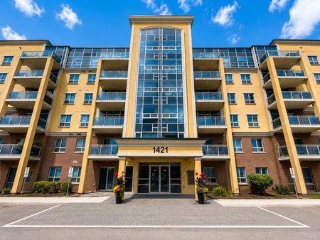 1421 Costigan Road condo — Milton, ON (2-Bedroom) - 2 Bedroom - Photo 2
