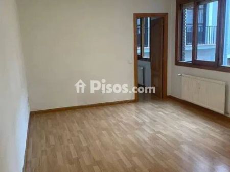 Piso en alquiler en Recoletos - Photo 2