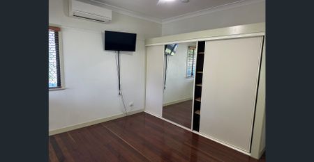 A Character-Filled Home with 3 bedrooms plus multipurpose room - Photo 2