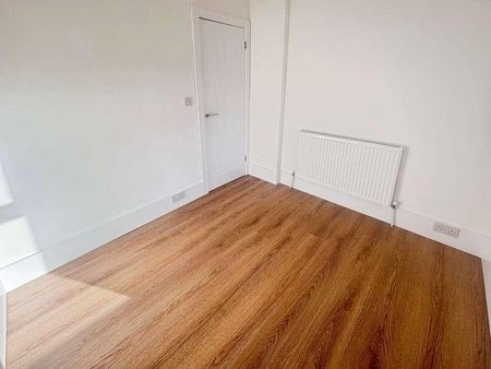 Holmes Street, Barry, CF63 - Photo 3